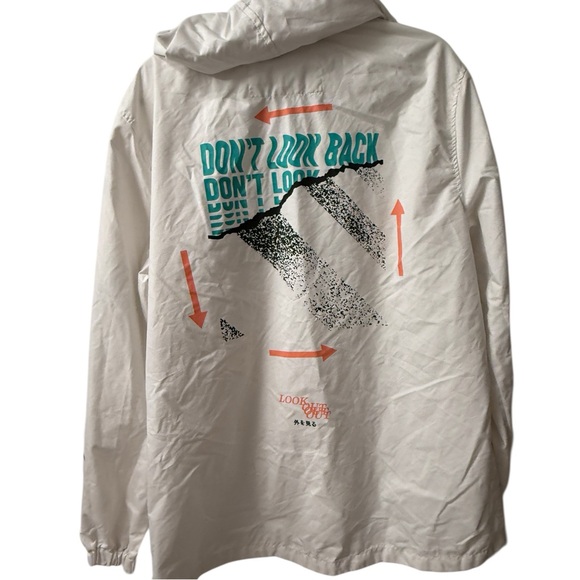 Brooklyn Cloth Other - Brooklyn Cloth "Don't Look Back" Graphic Windbreaker M
Streetwear Cyberpunk